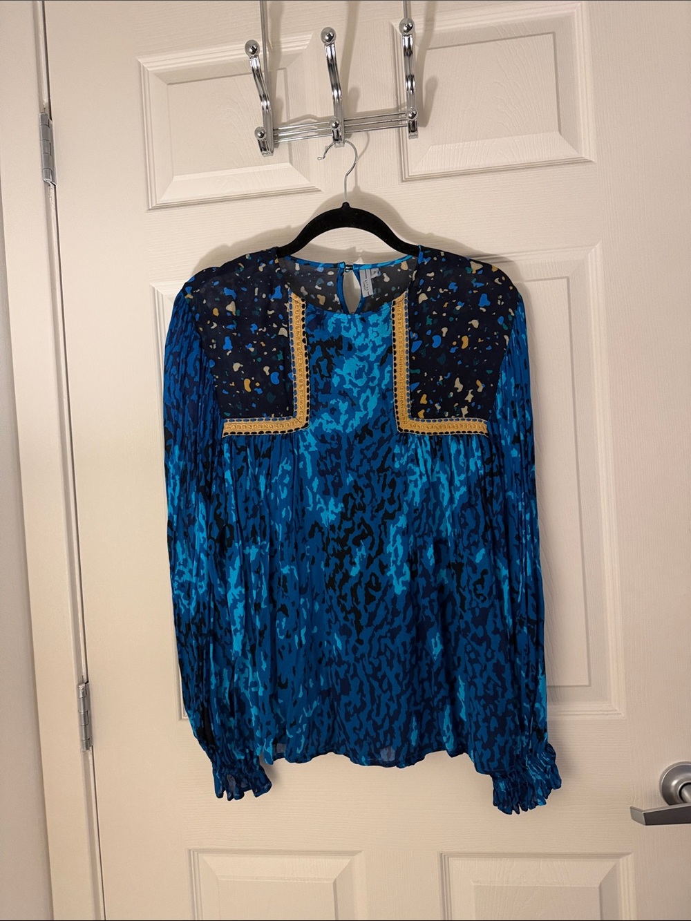 Vibrant Blue Patterned Long-Sleeve Blouse with Gold Trim